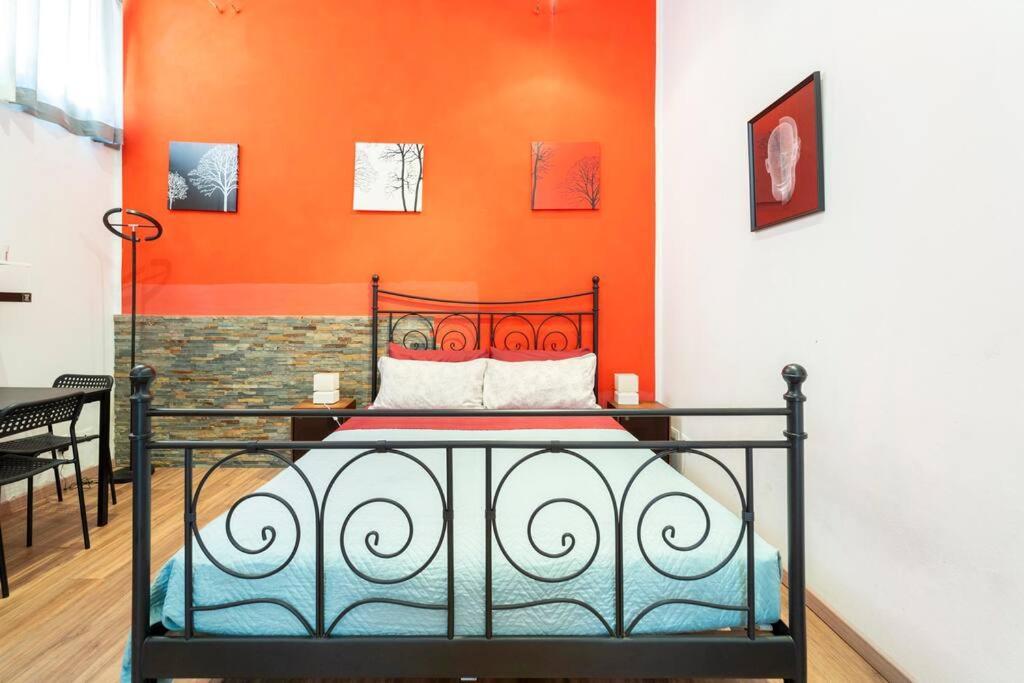 Central And Cozy Loft With Courtyard Bologna Luaran gambar